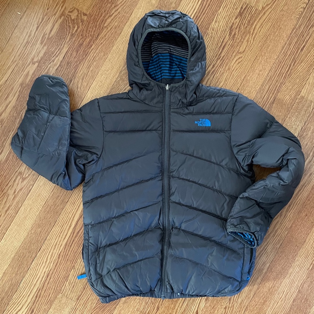 The North Face - Dark Grey Reversible Down Puffer 550 Jacket - Boys Size (L)